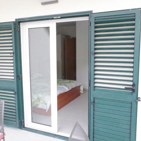 Apartmani Kusic เทรอปาย ภายนอก รูปภาพ